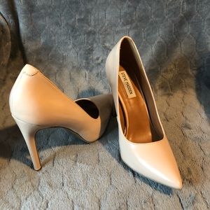 Cream Steve Madden heels